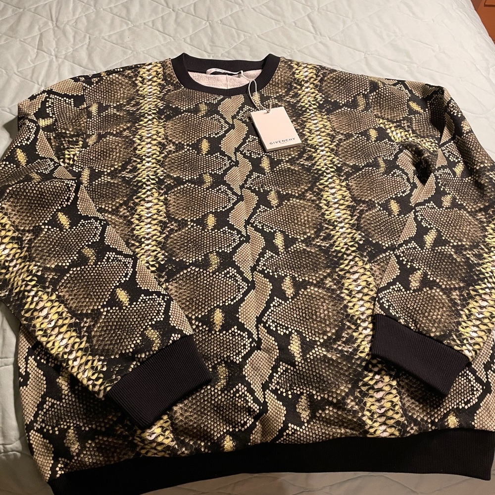 *NEW* Rare Size Givenchy Snakeskin Sweater - XXL